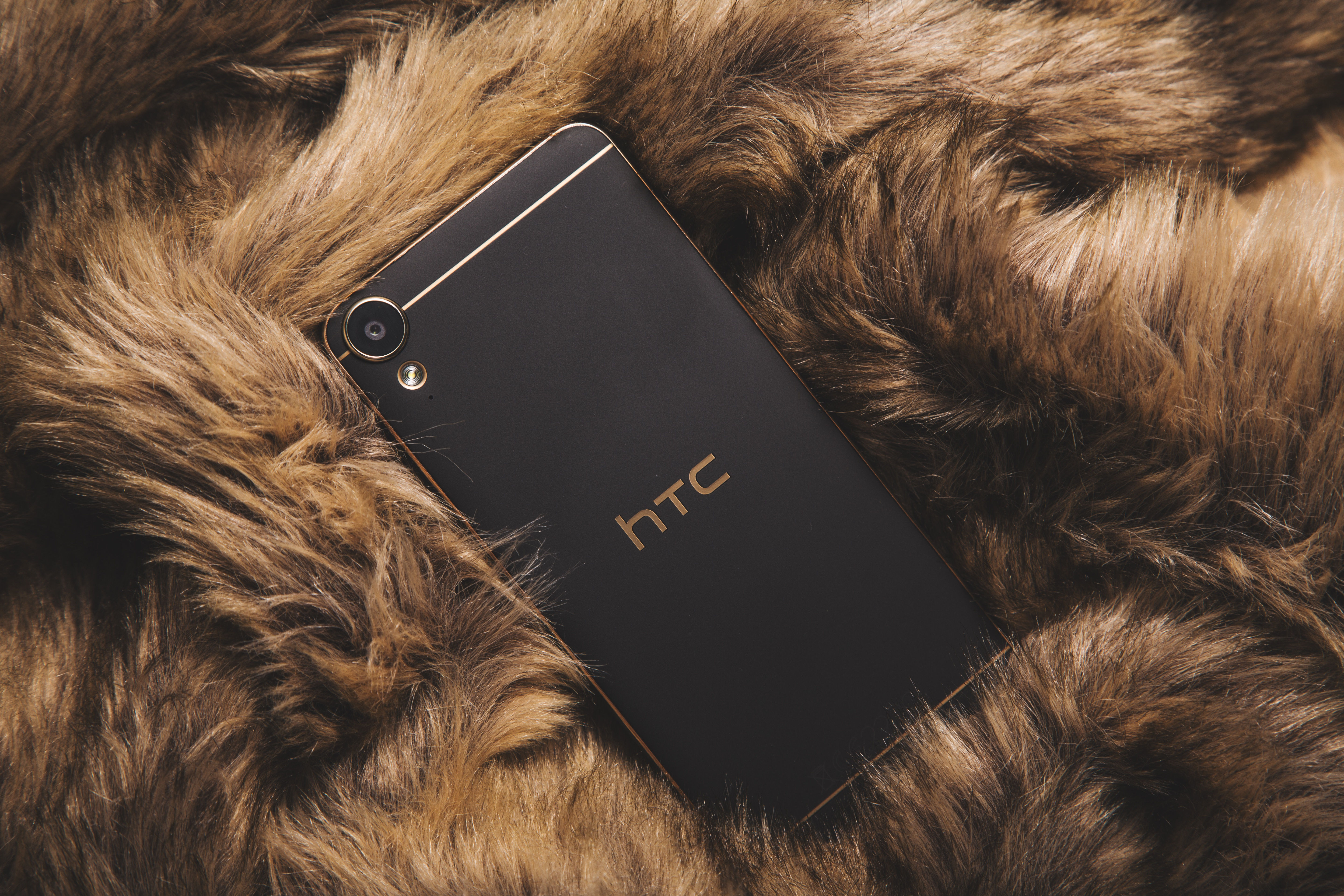 Google планує купити HTC — довірені джерела