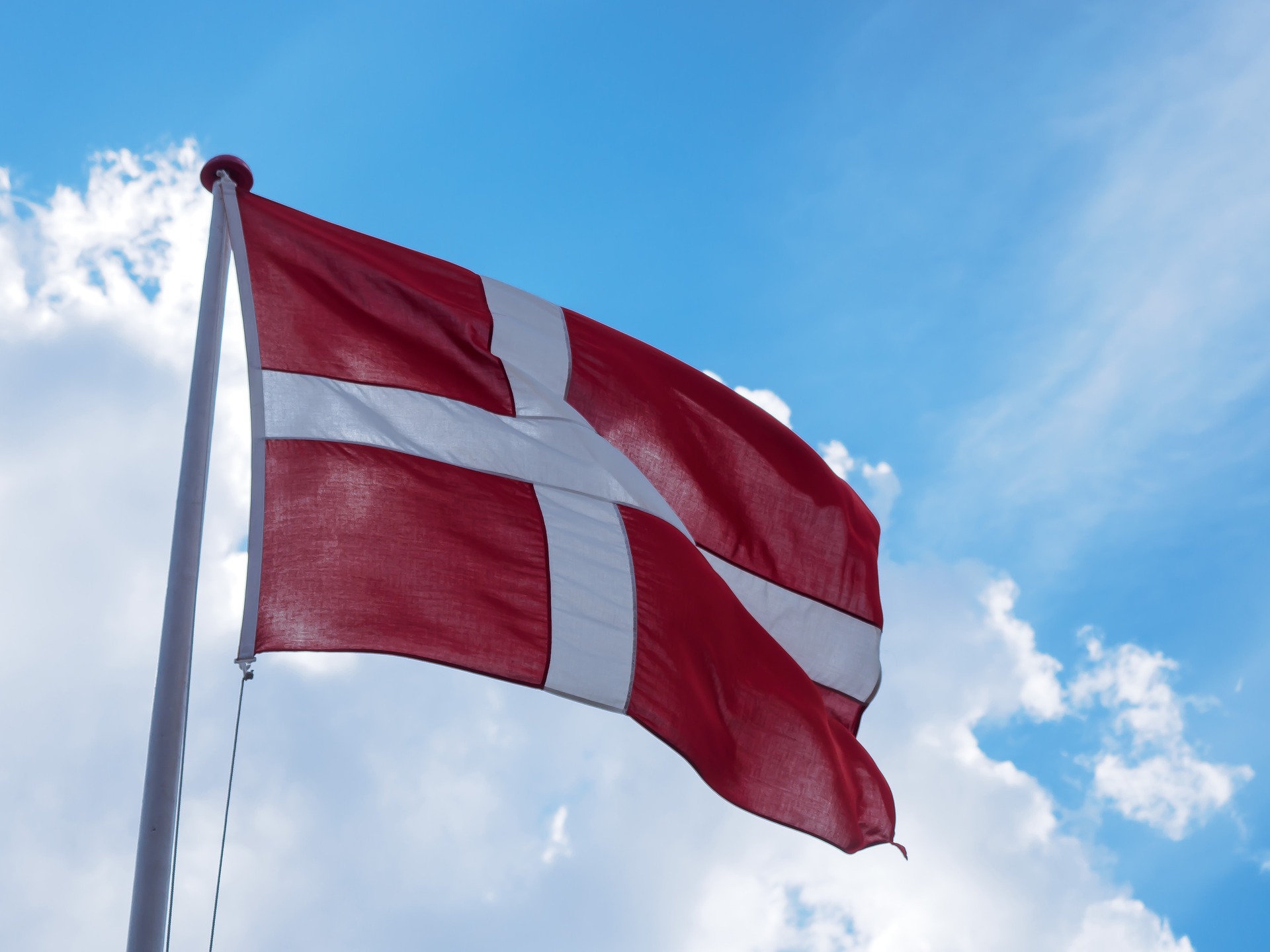 Данія надає Україні €65 млн на демократію та економіку