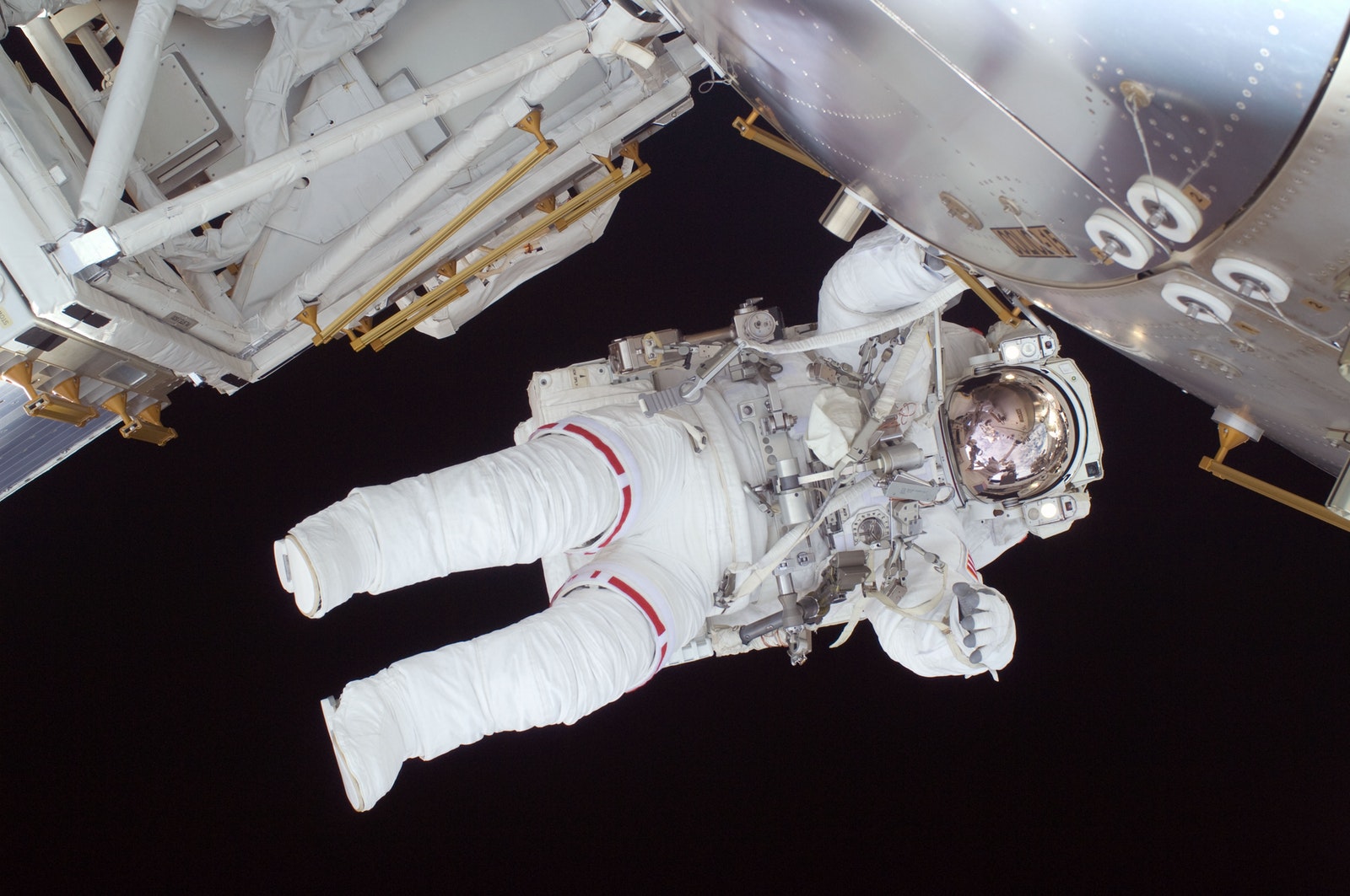 Новий мобільний додаток дає змогу відчути себе астронавтом