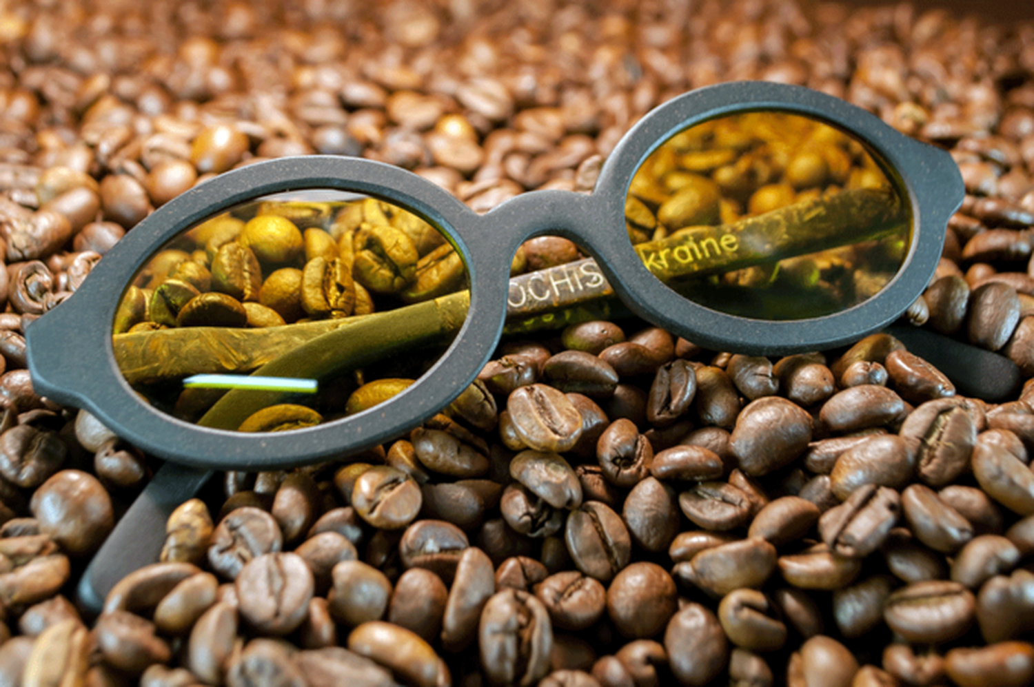 В Україні створили органічні окуляри із кави та льону