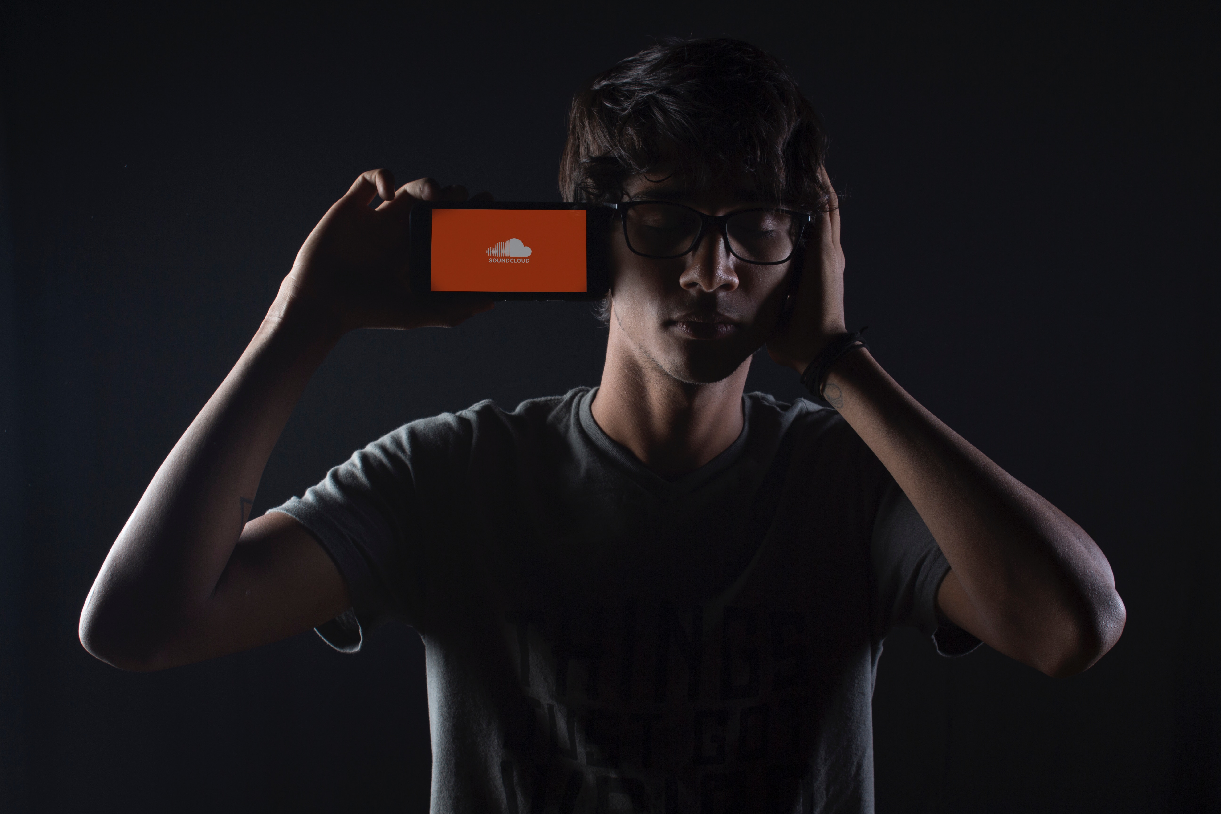 Музикою з SoundCloud тепер можна ділитися в Stories