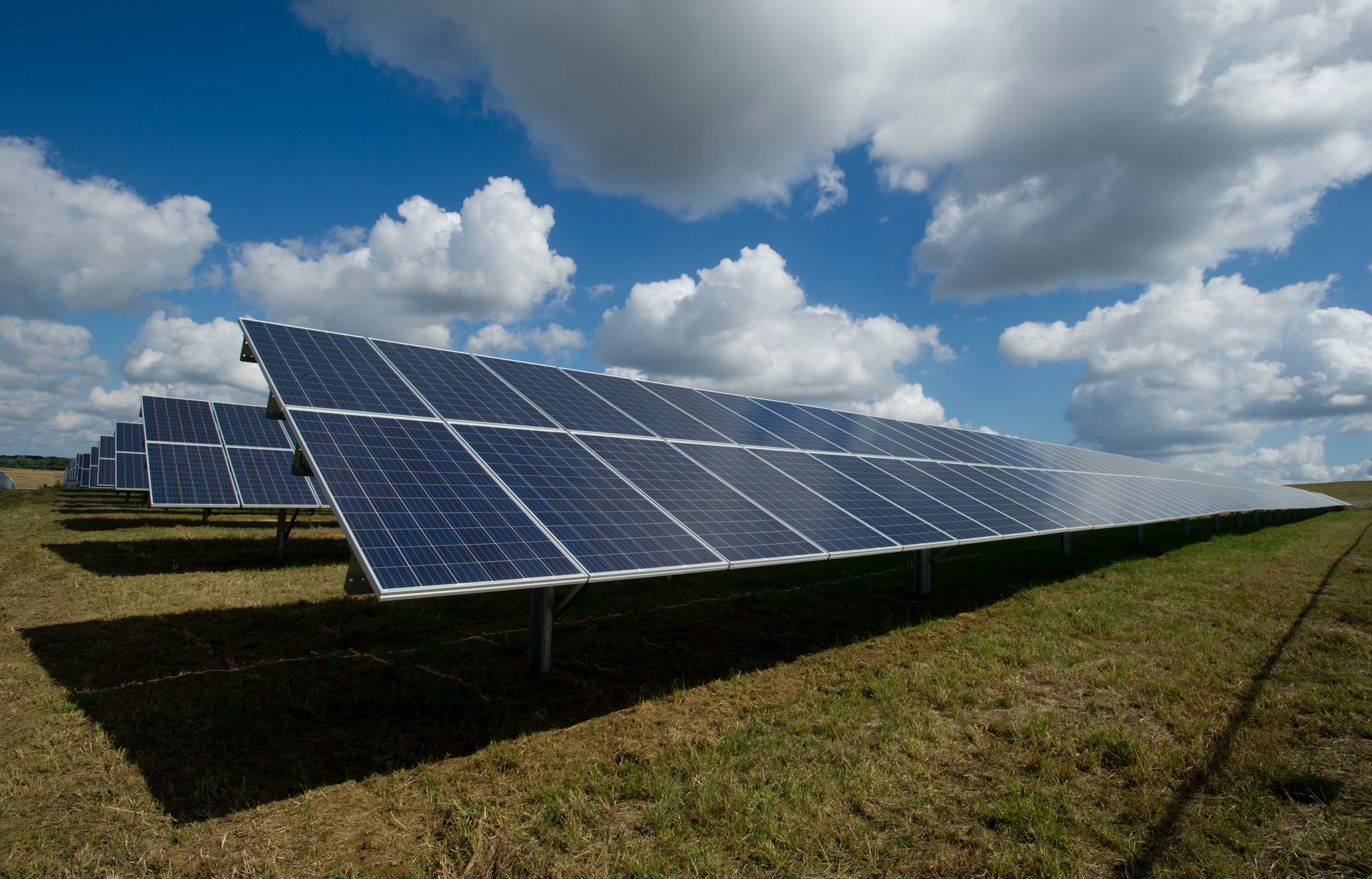 На Львівщині відкривають сонячну станцію на 36 МВт