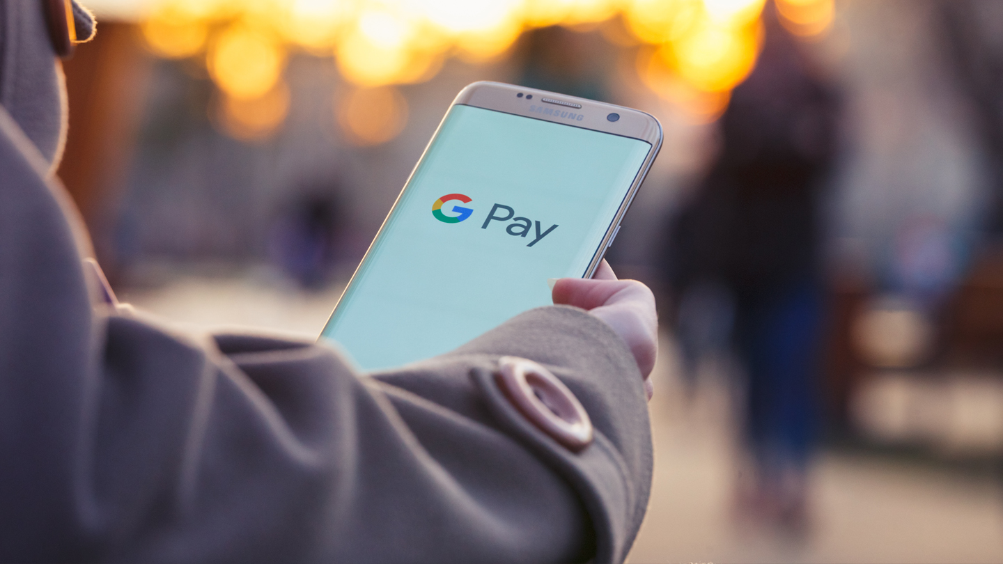 Ukraїnci zmožuť rozplačuvatysja v interneti čerez Google Pay