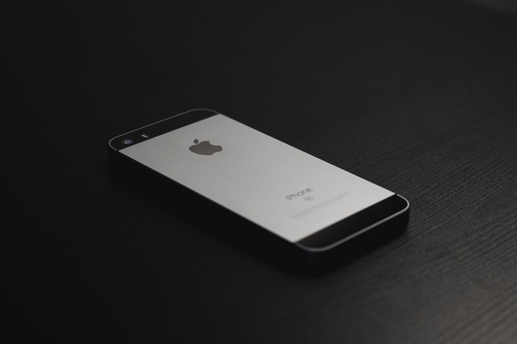 🍏 Apple u 2020 roci vypustyť peršyj bjudžetnyj iPhone z momentu skasuvannja SE – Nikkei