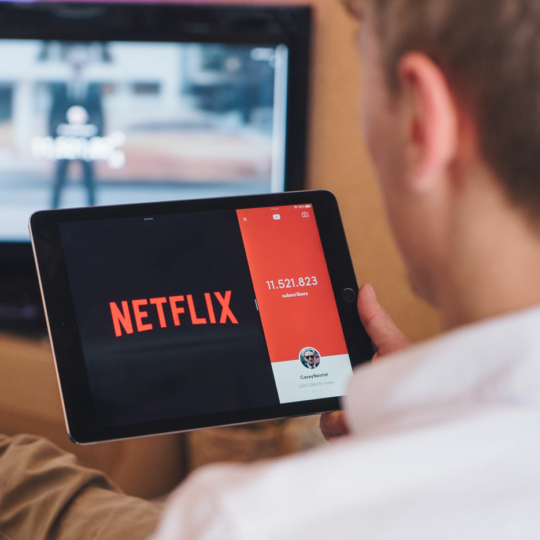 🥇 Netflix запустив сайт з актуальним топ-10 кіно та серіалів у кожній країні — що дивляться українці