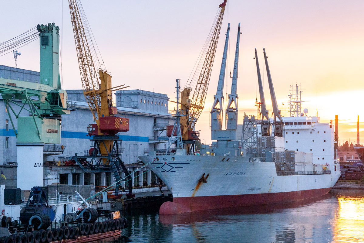 🤝 Україна планує передати всі порти в концесію та приватну власність протягом 4 років