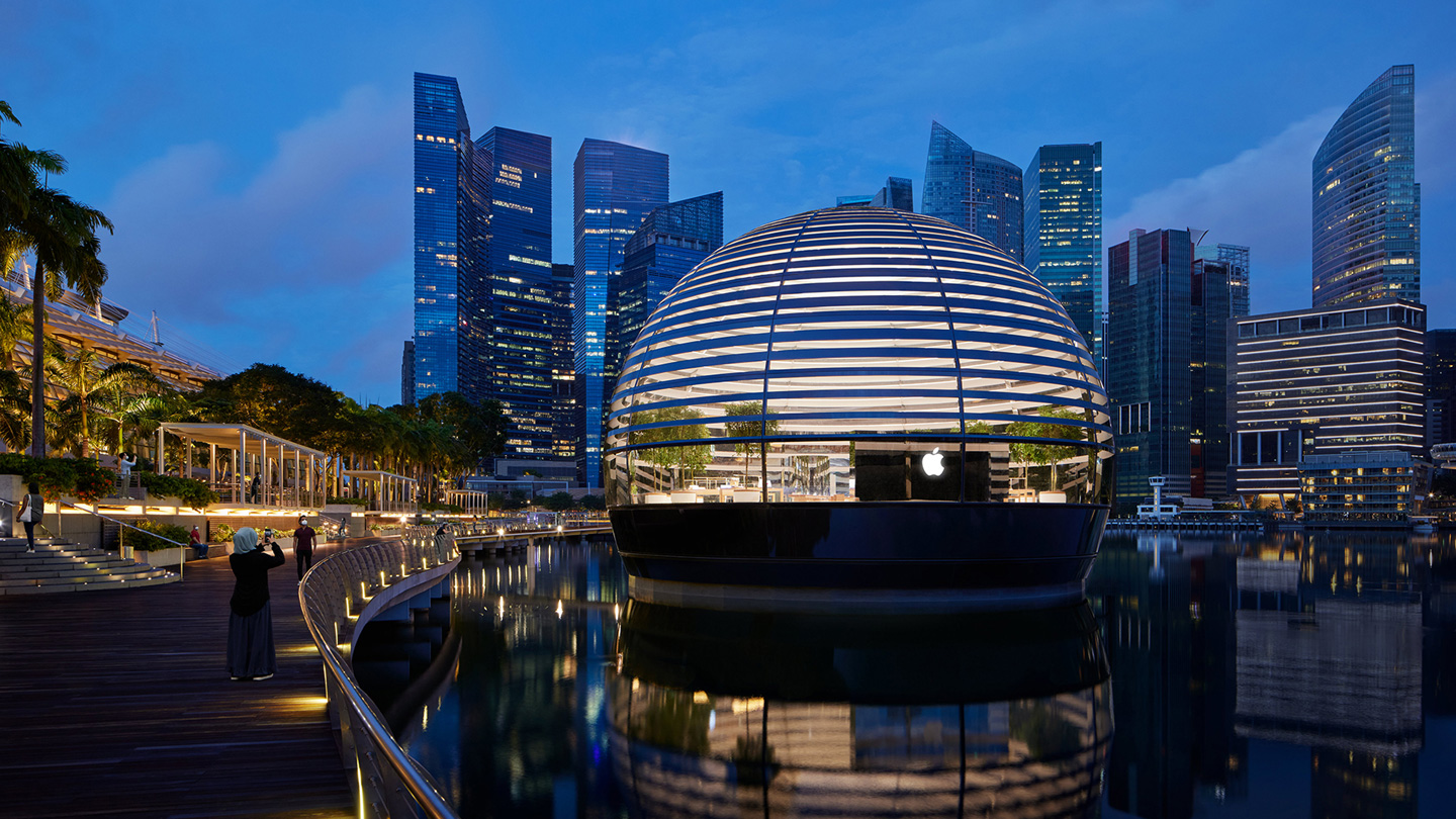 🍏 Apple відкрила у Сингапурі магазин на воді — «виглядає наче музей»