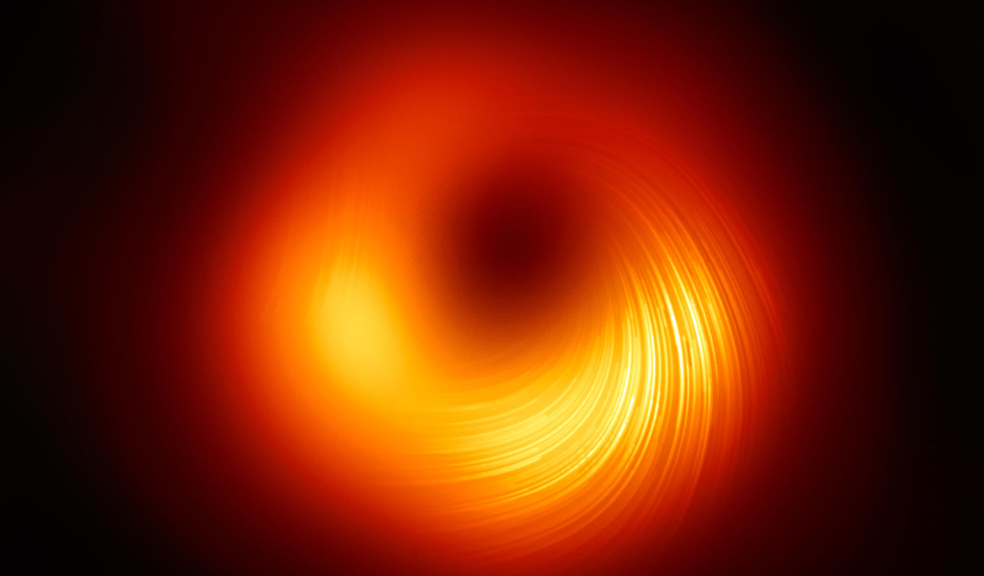 🔭 Астрофізики зробили світлину чорної діри у найдетальнішій якості