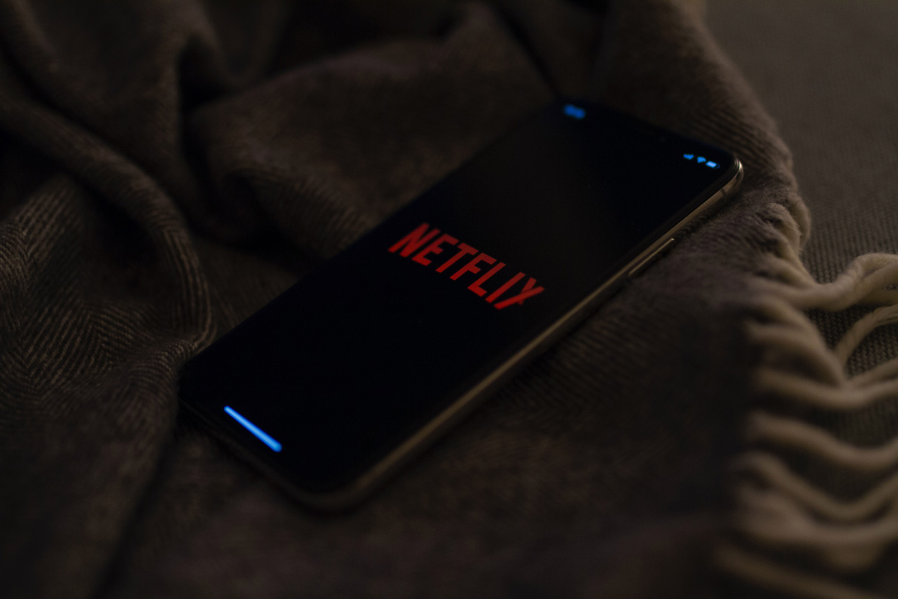 🤡 Netflix створить режим перегляду коротких відео як у TikTok, але суто для дітей 