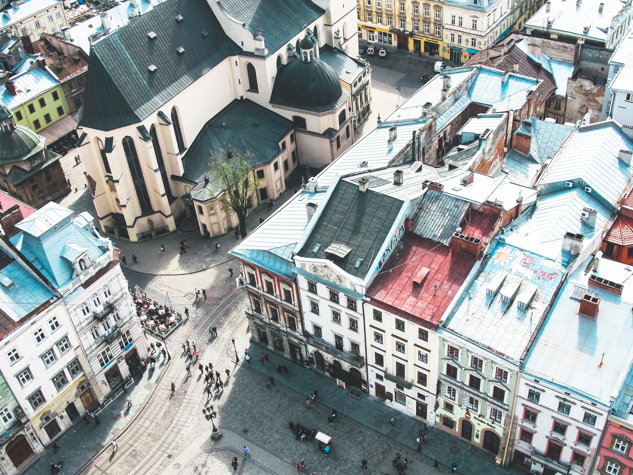 🤔 У Львові встановили порожні афіші, на яких можна вказати, що не подобається у місті