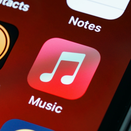 🎵 Apple Music випустила Replay — що ви слухали впродовж 2022 року (крім повітряної тривоги)