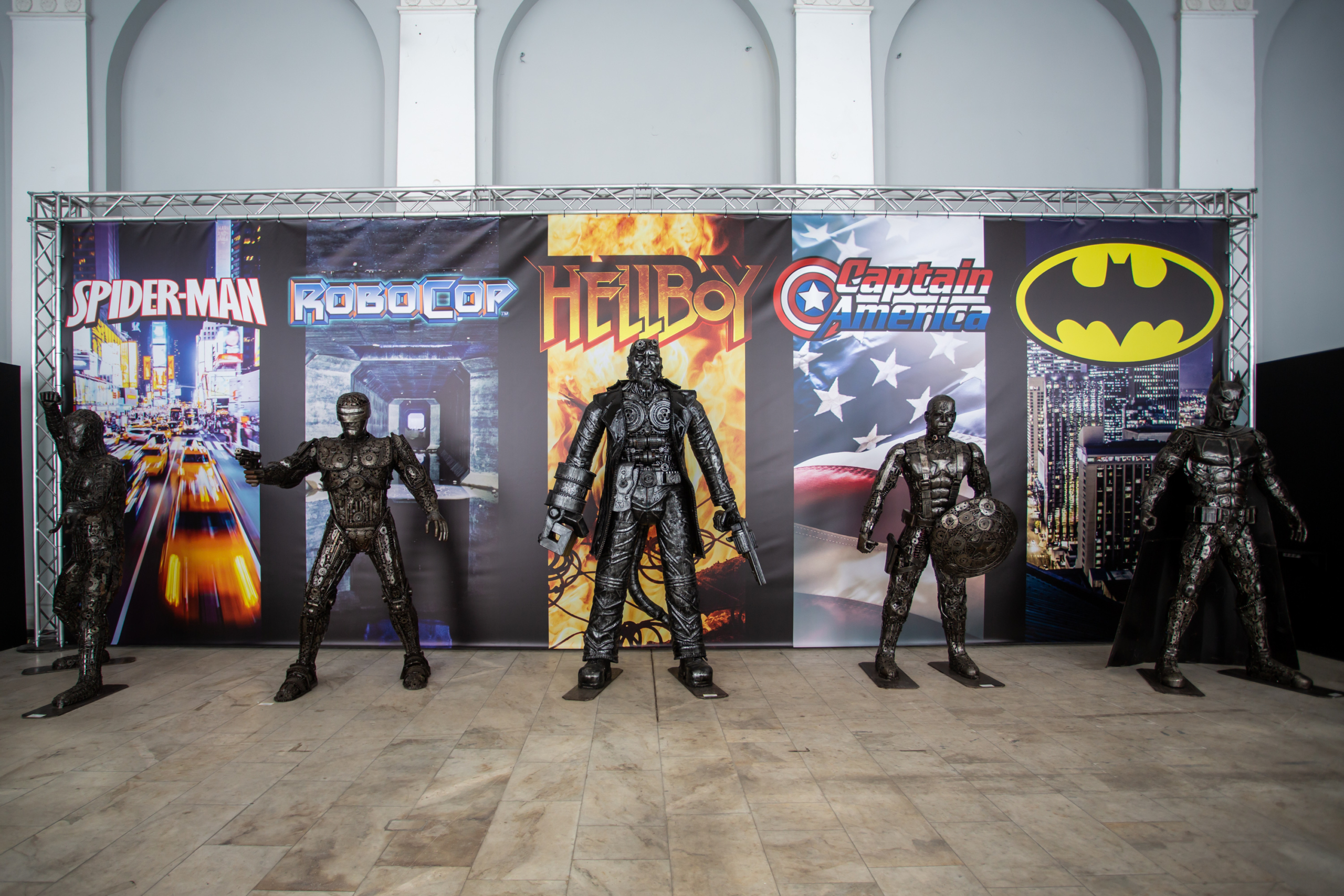 🎬 «Зоряні війни», «Гра престолів» та Marvel: яких персонажів можна зустріти на виставці «Галерея сталевих фігур» 