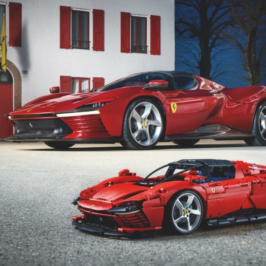 🚗 LEGO випустила конструктор Ferrari Daytona SP3