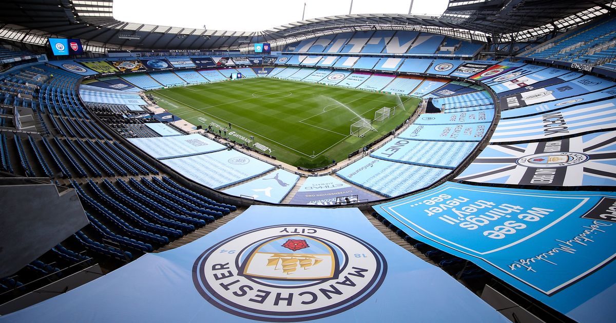 🧣 ФК Manchester City розробив «розумний шарф» для шанувальників — відстежує емоції й настрій під час гри