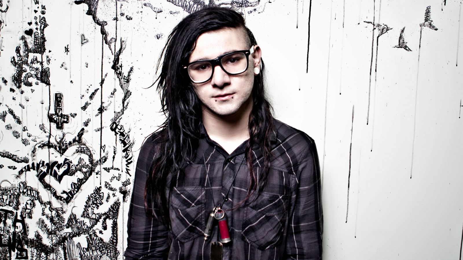 😳 Skrillex neočikuvano vypustyv drugyj aľbom — odrazu čerez dekiľka dniv pislja poperedńogo