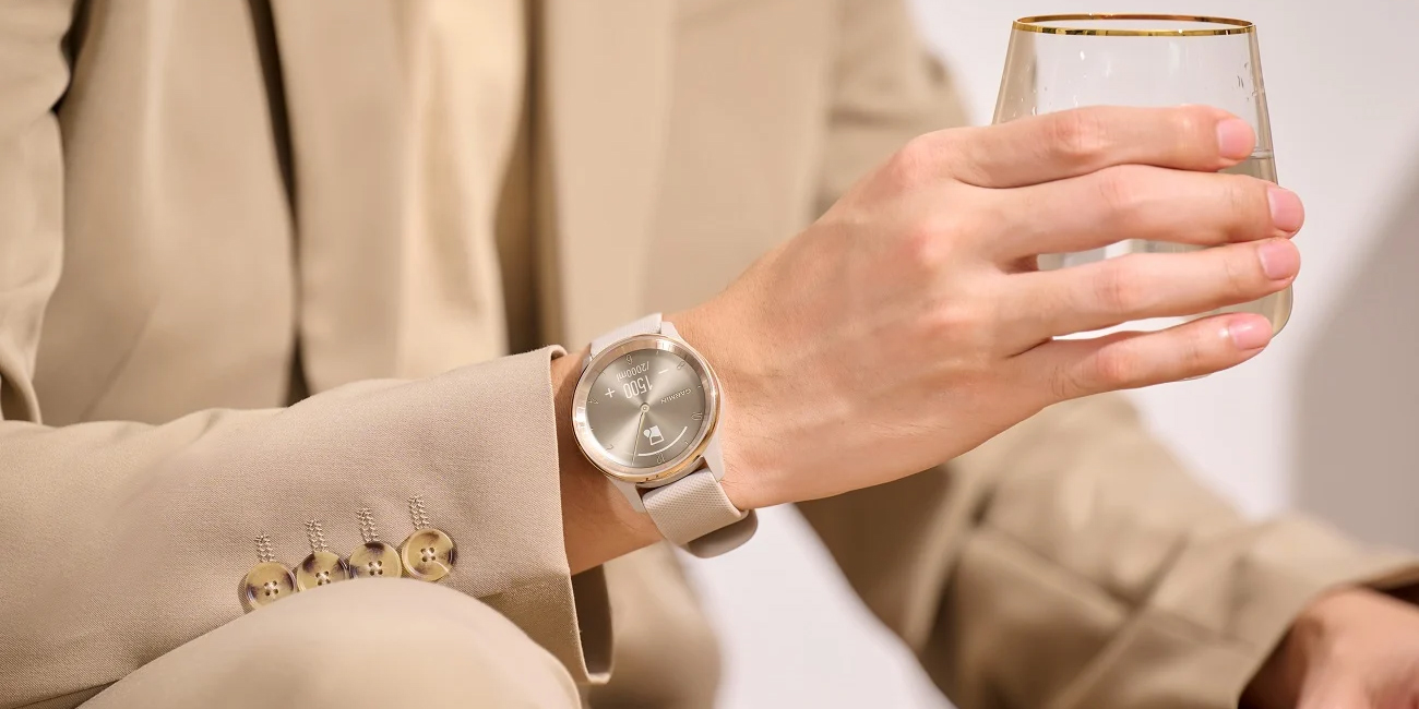 ⌚️ Garmin показала новий смартгодинник зі стрілкою як на аналоговому годиннику 