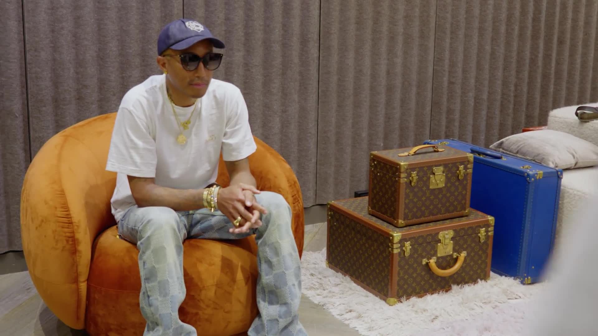👜 Pharrell провів перший показ на посту креативного директора Louis Vuitton Mens