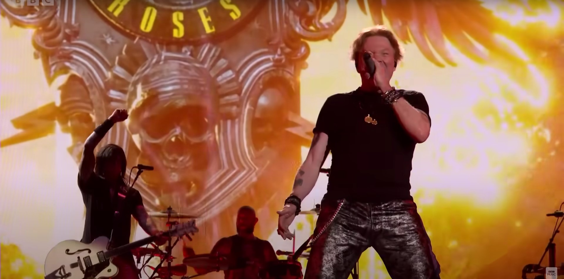 🌹 Гурт Guns N' Roses здивував фанатів розпочавши вчасно виступ на Glastonbury