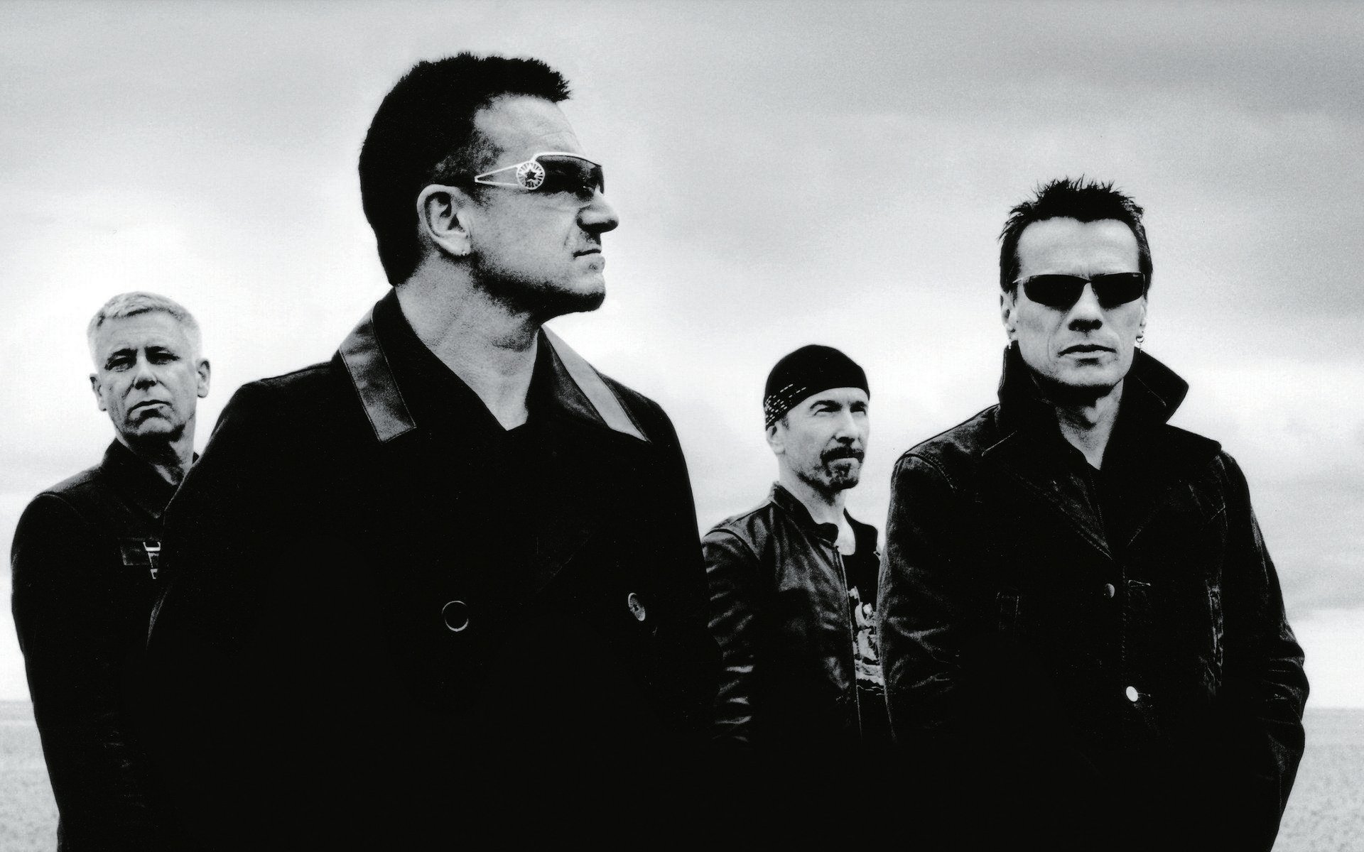 🎸 U2 зіграли нову пісню Atomic City на неочікуваному концерті в Лас-Вегасі