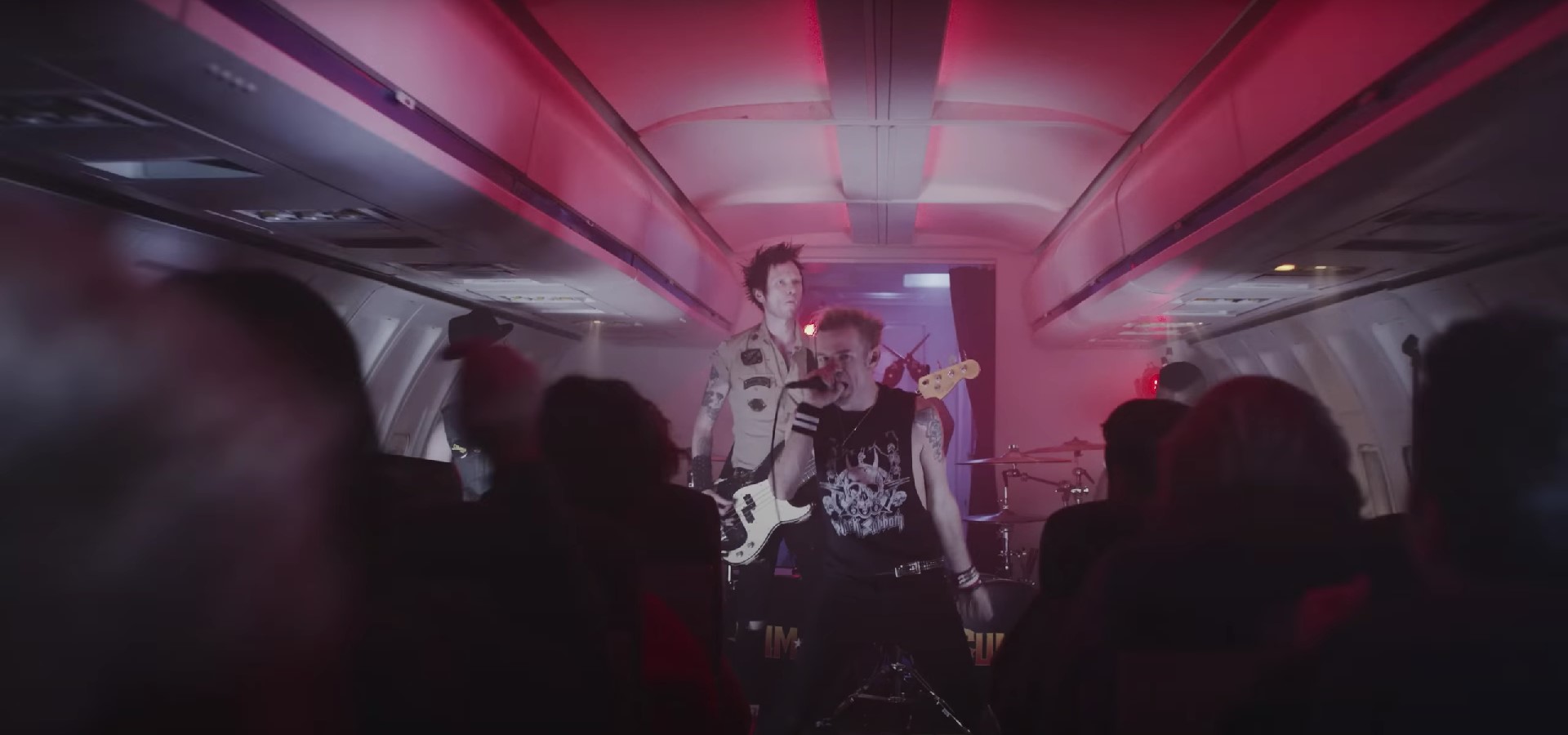 🎸 Sum 41 називає свій останній альбом «агресивним» та ділиться новим синглом