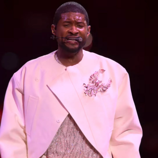 🎤 Дивіться виступ Usher на Super Bowl Halftime Show