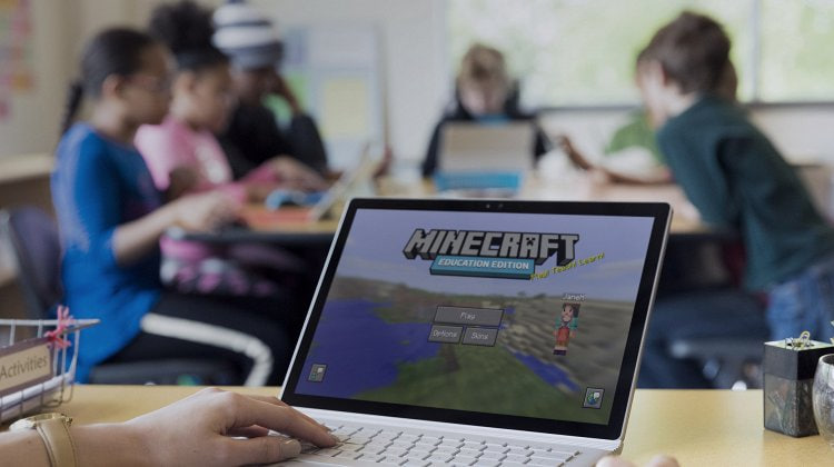 Minecraft для навчання. Як вивчити програмування у грі