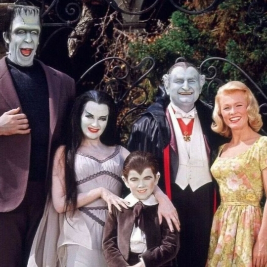 🎬 Universal перезапустить ситком The Munsters