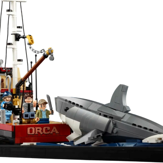 🦈 LEGO представила мініфільм на честь ювілею фільму «Щелепи»