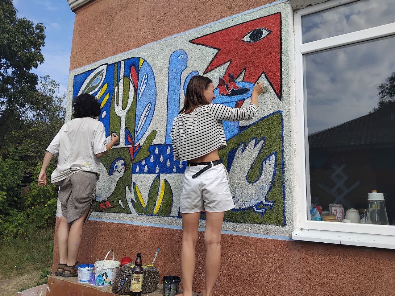 🎨 Як українське мистецтво живе під час війни: у Києві покажуть результати резиденції Bakota Hub 